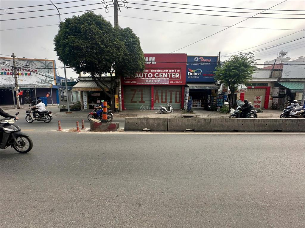 Bán nhà mặt tiền đường lê văn khương, dt 8x40m giá 26.89 tỷ tl