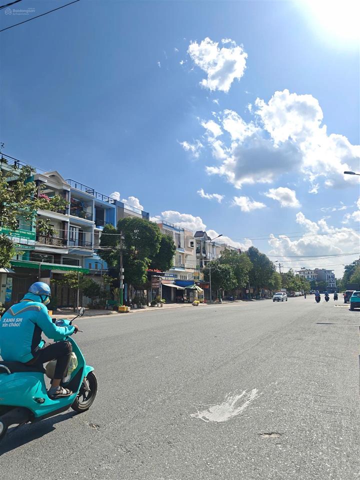 Đất nguyễn văn qúa 4.5x20m, mặt tiền đường dd5 rộng 30m giá 9.99 tỷ