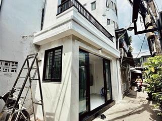 Hot căn góc sát mặt tiền đường, huỳnh tấn phát q7, 2 tầng, 4tỷ3