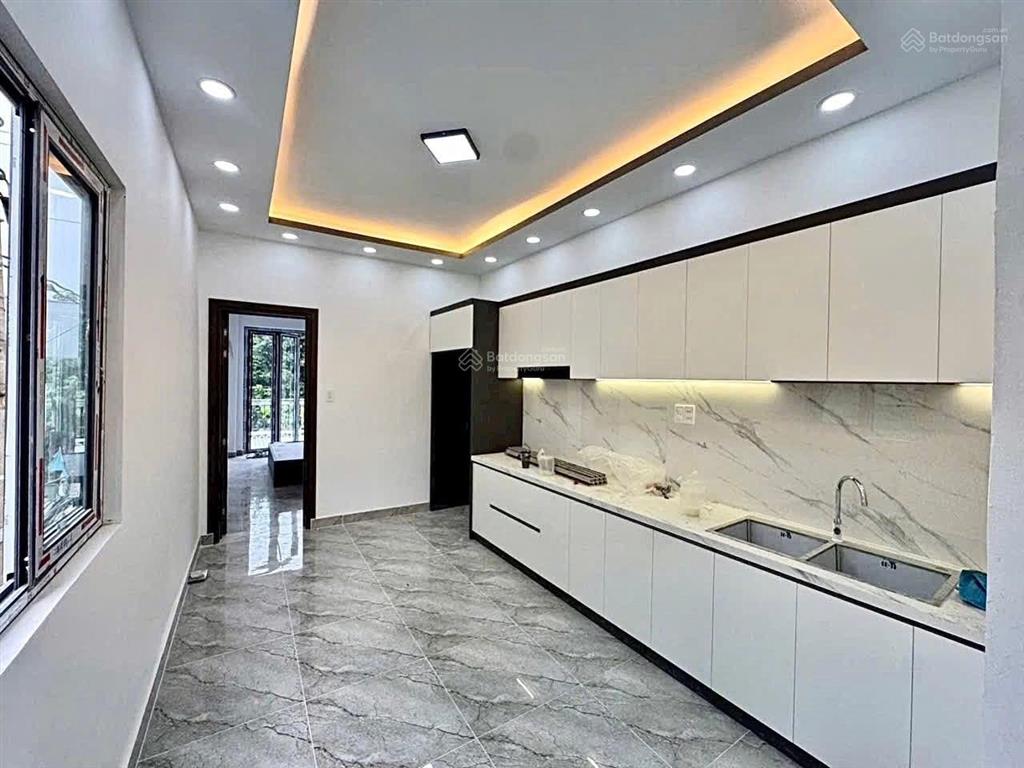 Hot bán nhà mtkd trần xuân soạn q7, 2 tầng, 62m2, 8tỷ8 tl