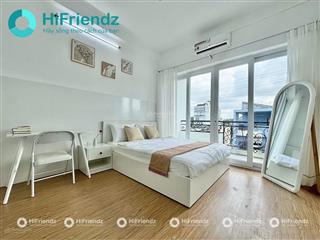 Trống studio view ban công chill hết nấc  thiết kế hiện đại