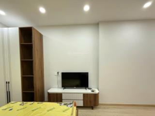 Cho thuê căn studio millennium đầy đủ nội thất. chỉ cần sách vali vào ở ngay.  0988 379 ***