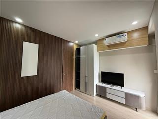 Cho thuê 1pn 1wc 50m2 full nội thất. nhà mới. chỉ cần sách vali vào ở ngay.  0988 379 *** xem nhà