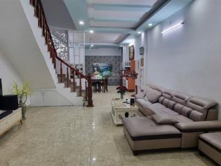 5.5 tỷ tl, nhà 3 lầu hẻm xe hơi thông gò cát  phú hữu