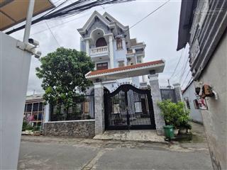 Nhà hẻm oto ngang khủng 11m cạnh vin q9 230m2 chỉ 9.999tỷ