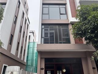 Siêu phẩm! xẻ khe áp góc kề cận đại lộ, đường thông ra vịnh biển bốn mùa