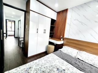 (giá thật) bán gấp nhà đất 70m2, 3pn 2vs, giá 2,5 tỷ, full nội thất có chỗ đỗ xe ô tô, sổ đỏ sẵn