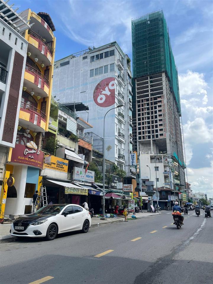 Mặt tiền cô bắc quận 1, dt 5.2x17.3m, nhà 4 lầu gần phố đi bộ, chung cư manhattan, giá 35 tỷ tl