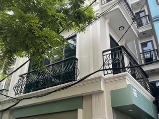 Bán nhà gia quất, thượng thanh, long biên 35m 5 tầng , giá 6,4 tỷ nhà mới, ô tô đỗ cổng, giá sốc