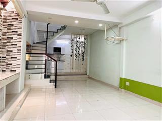 Nhà góc đẹp, bùi minh trực  thông phạm thế hiển (4.2x15m), 3 tầng, p5 quận 8
