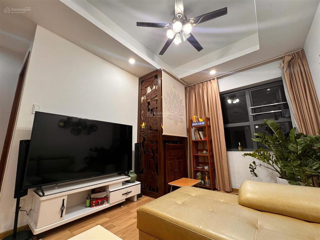 Bán cc 2n2vs68m2 4,78 tỷ the one residence hoàng mai full nội thất.