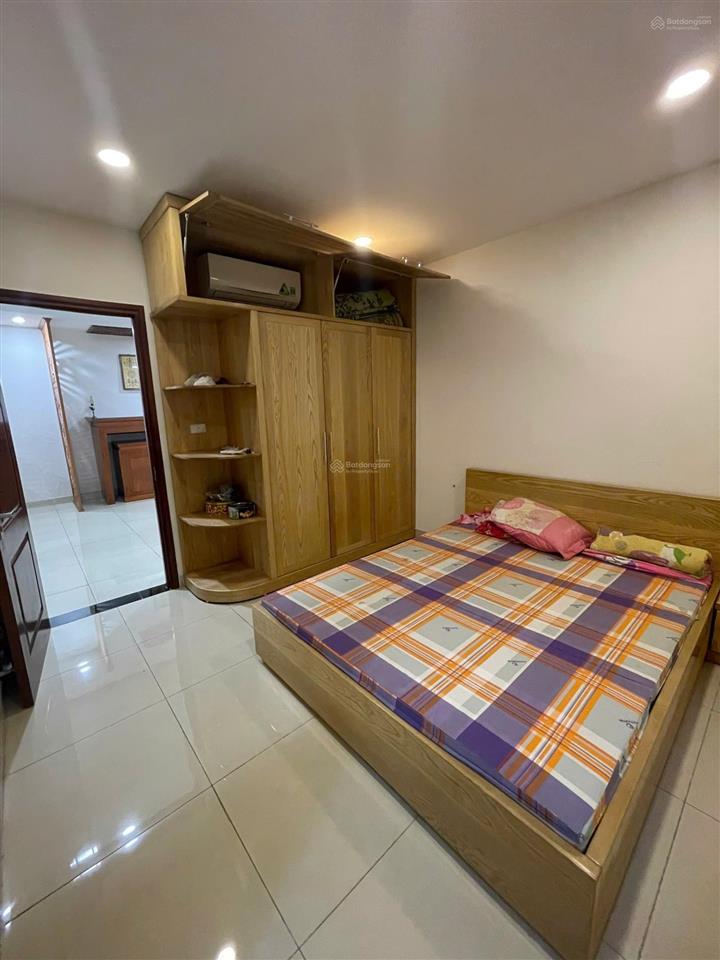 Bán căn hộ đẹp 2pn, 2wc  77m2 giá 5,7 tỷ vinaconex 2