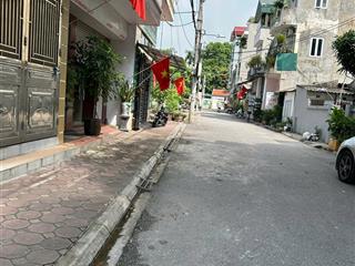 Siêu lô đất ngõ to như phố ô tô tránh, cách phố 50m