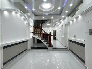 Nhà trung tâm q.tb, nở hậu tài lộc , hxh đỗ cửa , ngay khu vip chỉ nhỉnh 9đ