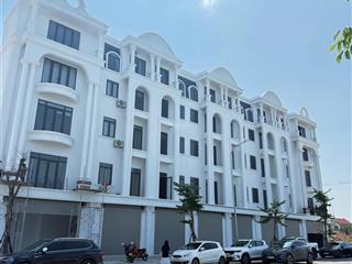 Hot hit , hấp dẫn, tiềm năng tăng giá nhất khu vực
