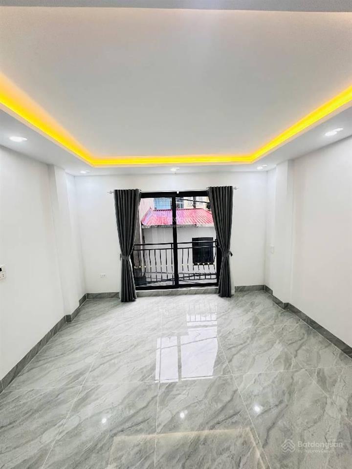 Bán nhà bắc từ liêm  phân lô  7 chỗ đỗ cửa  tầng  thang máy  nhà mới   0916 394 ***