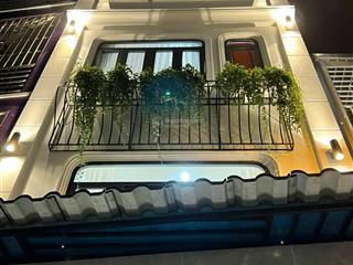 Bán nhà đẹp ở ngay hxh trần bá giao p5, gò vấp, dt 4x12m, 3 lầu, giá 7.8 tỷ tl