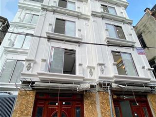 1 căn duy nhất  nhà mới kim mã  5 tầng  35m2  giá 8,15 tỷ