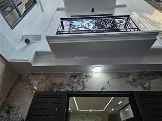 Bán nhà trương công giai  cầu giấy  7 tầng thang máy  ngõ 3m  cách phố 60m