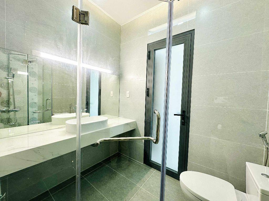 CỰC HIẾM! MẶT TIỀN GÒ VẤP - 6 TẦNG THANG MÁY - SỔ MỚI 2025 - 15.5 TỶ