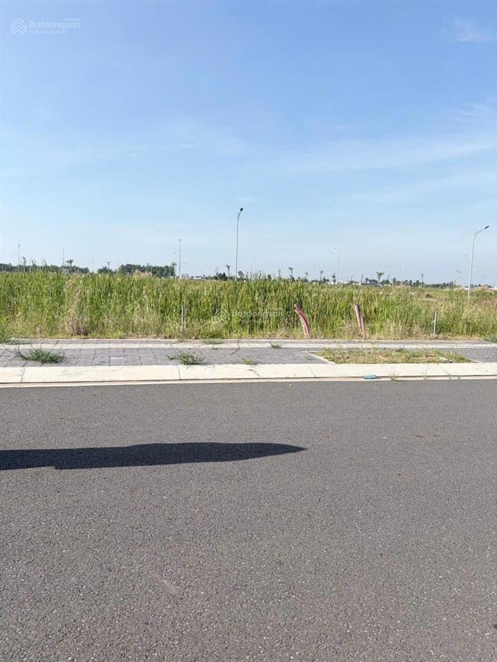 Tôi có bán ô đất f0 90m2, shr, pháp lý chuẩn cần tìm người mua