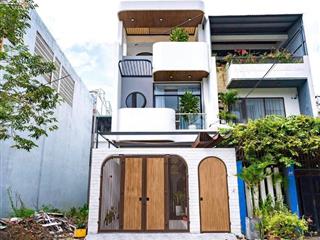 Nhà mới xây 1 trệt 2 lầu 4pn 5wc dt 105m2 nguyễn hữu trí 1tỷ6