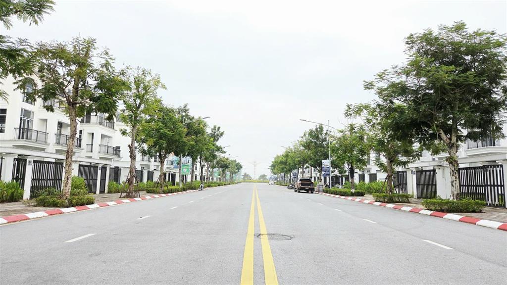 Căn góc liền kề 2 mặt tiền đường, 3 mặt thoáng hud mê linh central 159m2, giá dưới 14 tỷ đã có xây