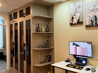 Cho thuê chdv 1 pn ban công, máy giặt riêng, sát lotte, đh tđt, ntt trung tâm quận 7
