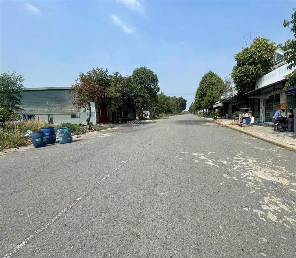 Cần bán lô đất ở tân hiệp tân uyên bình dương nay thuộc tp hồ chí minh, 110m2/880tr, shr sang