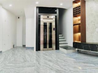 Bán nhà hoàng hoa thám, ba đình 30m2 6 tầng thang máy, mt4.8m, 8.25 tỷ, ngõ ba gác thông, trung tâm