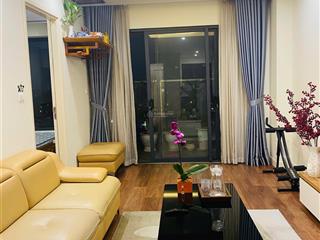 Chính chủ bán chcc tại the legend tower  2n2w  giá 7,5 tỷ  dt 73m2  full nt  cần bán gấp