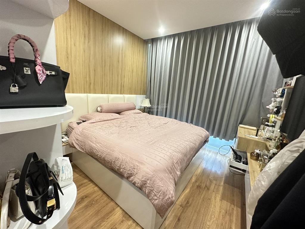 Chính chủ bán chcc tại the legend  3n2w  giá 9,9 tỷ  dt 88m2  full nt  bán gấp