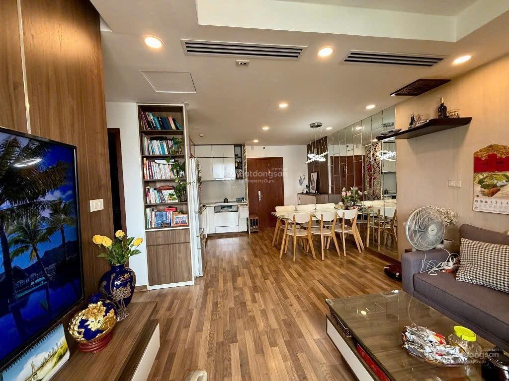 Chính chủ bán chcc tại hà nội centerpoint  2n2w  giá 8,1 tỷ  70m2  full nt  sẵn sổ giao dịch