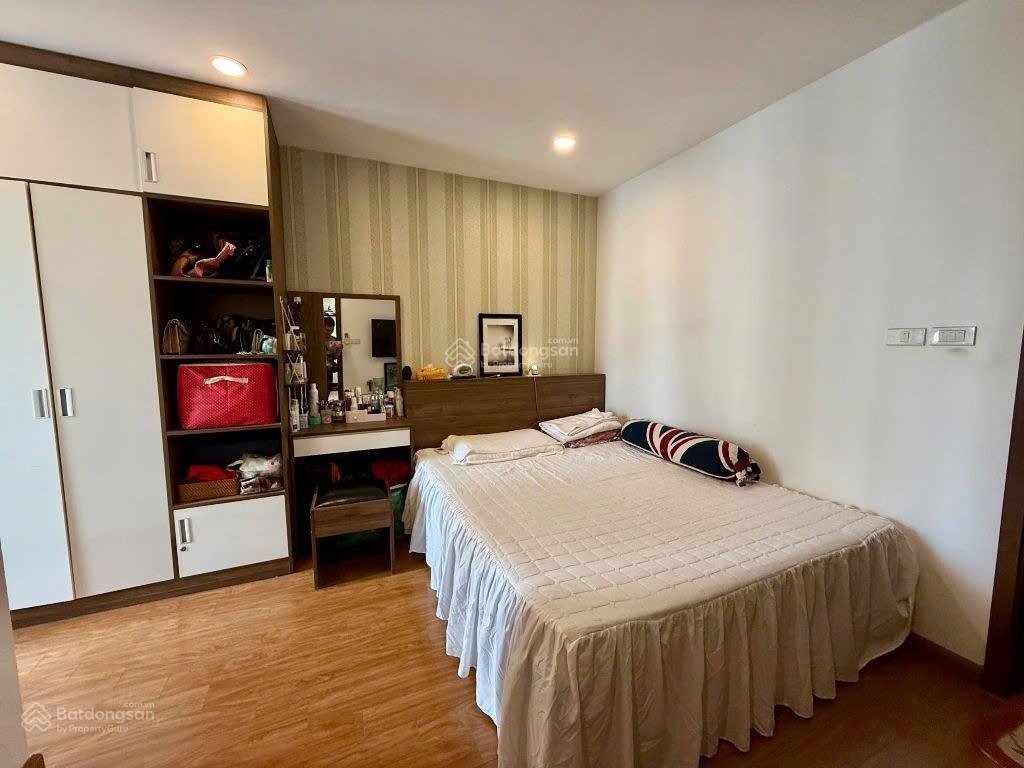 Chính chủ bán chcc tại hà nội centerpoint  2n2w  giá 8,1 tỷ  70m2  full nt  sẵn sổ giao dịch