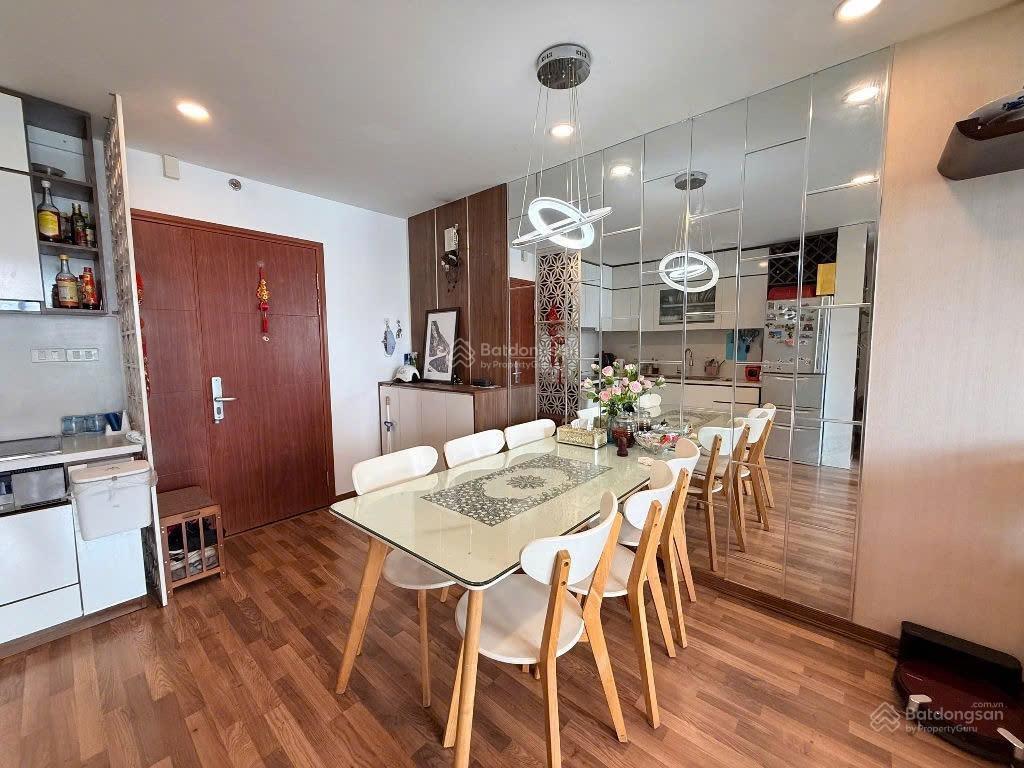 Chính chủ bán chcc tại hà nội centerpoint  2n2w  giá 8,1 tỷ  70m2  full nt  sẵn sổ giao dịch