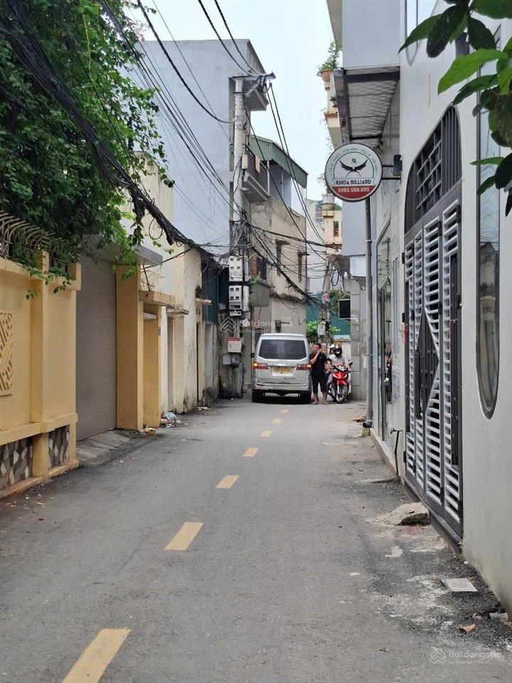 Nhà đẹp ở ngay 35mx5t sổ chủ để két giao dịch ngay ngõ thông ô tô qua nhà hữu lê , hữu hòa