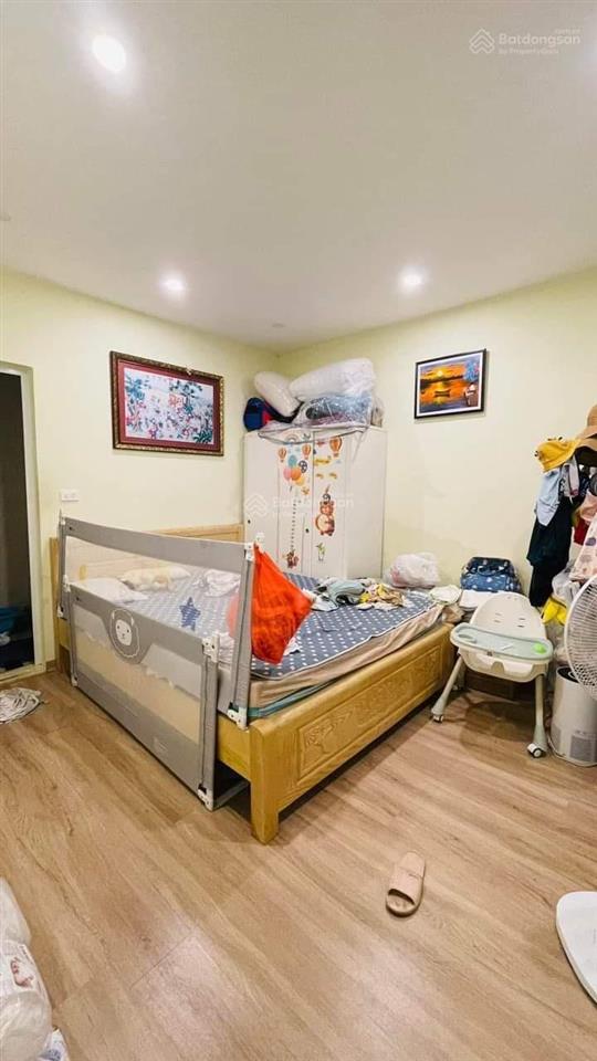 Bán cc 3pn, 2wc, 83m2 tại kđt xa la, giá 4,6 tỷ. sổ đỏ chính chủ sang tên nhanh gọn