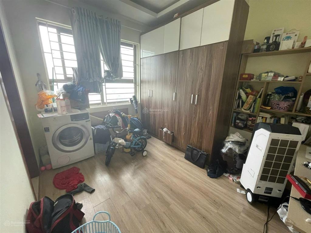 Bán cc 3pn, 2wc, 83m2 tại kđt xa la, giá 4,6 tỷ. sổ đỏ chính chủ sang tên nhanh gọn