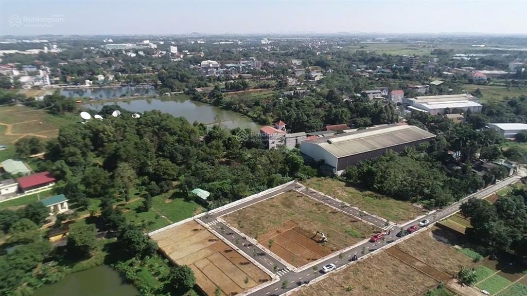 Chính chủ cần tiền bán gấp lô đất diện tích 102m2, pháp lý sổ đỏ full thổ cư. đường ô tô tránh