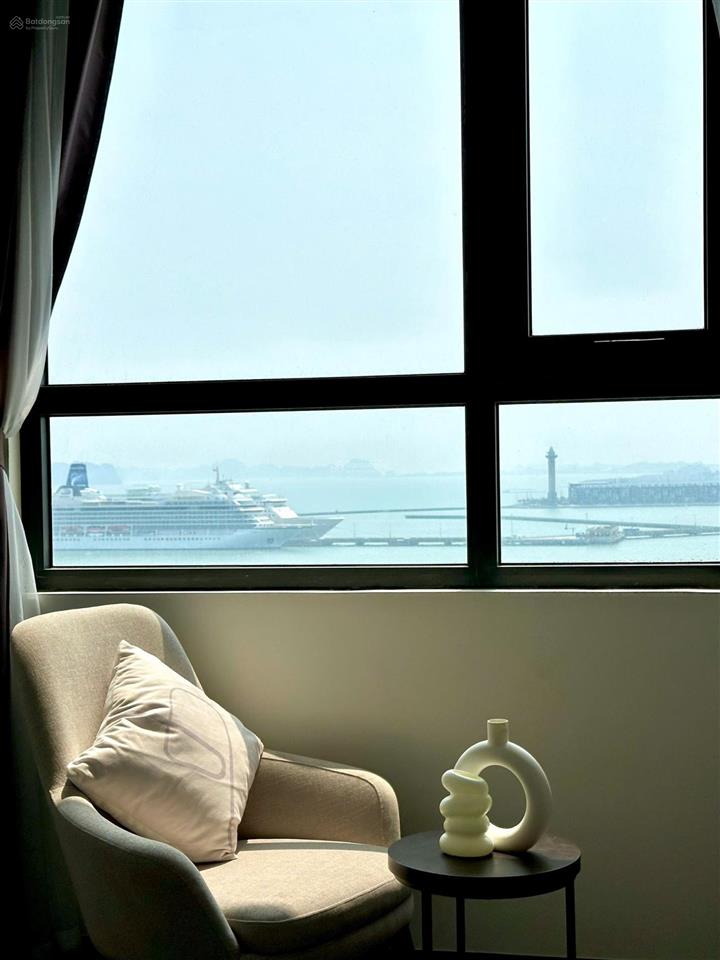2tỷ130 độc quyền duy nhất một căn studio view chính biển the sapphire rẻ nhất thị trường
