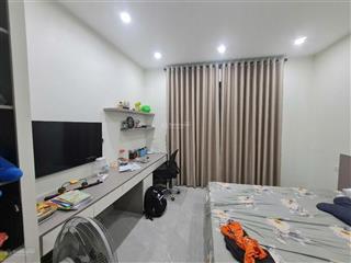 Bán nhà gần phố giảng võ, ba đình, 6 tầng giá chỉ 6.5 tỷ