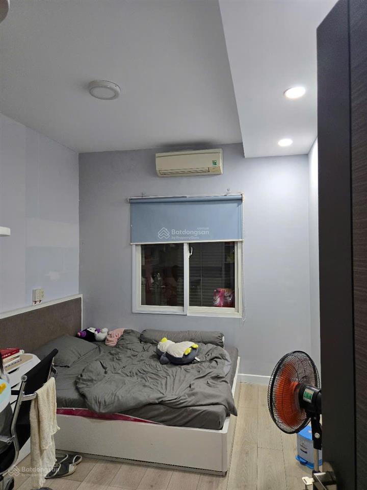 Bán căn hộ chung cư chính chủ diện tích 102m2, 3pn, sổ hồng,có hồ bơi, 57 quốc lộ 13. p.bình thạnh