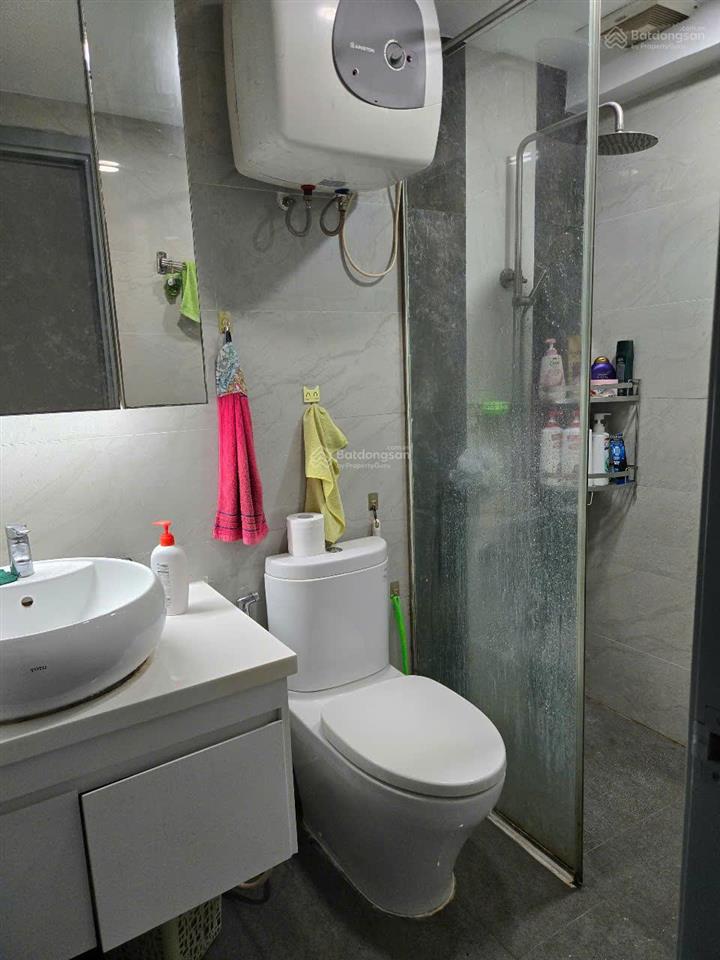 Bán căn hộ chung cư chính chủ diện tích 102m2, 3pn, sổ hồng,có hồ bơi, 57 quốc lộ 13. p.bình thạnh