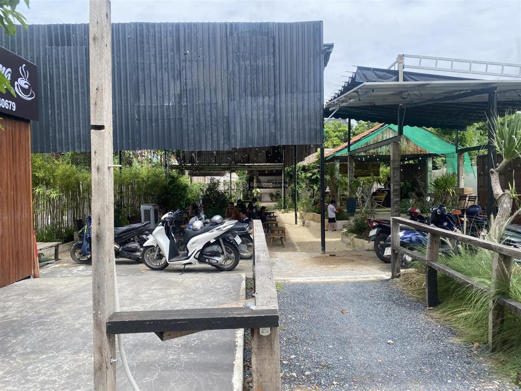 Bán đất mặt tiền tặng quán cà phê đường linh đông, 30tỷ, 250m2