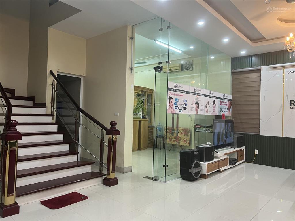 Cực phẩm dòng tiền nhà mặt phố gang thép
