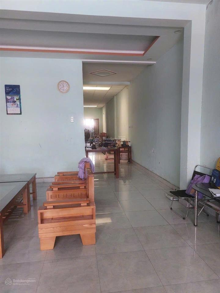 Chính chủ cần bán nhà mặt tiền đường trung nữ vương nối dài, tam kỳ. 165m2 giá chỉ 2 tỷ 1