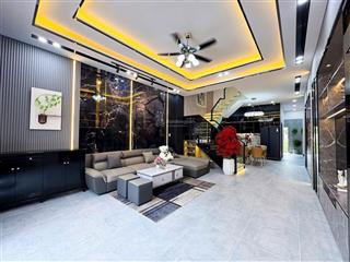 Nhà tô hiến thành 1/. đang có hợp đồng 70tr/th lâu dài. 6m mt. xây full 85m2, 4 tầng sổ đẹp