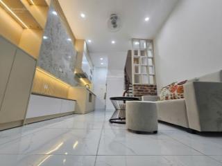 Góc nhỏ bình yên giữa phố bạch mai nhà 4 tầng ấm cúng, chỉ 20m ra ngõ ô tô giá chỉ 4.5 tỷ