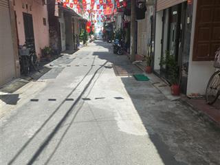 Bán nhà ngõ ôtô tránh đường rộng 5m dt 35m2 mt 3.4m 7.35ty trung tâm long biên