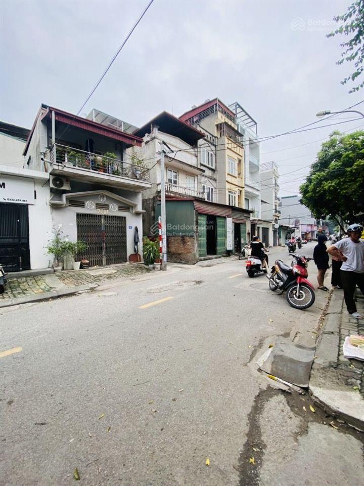 Chính chủ bán đất mặt phố long biên hà nội dt 63m2 mt 5.5m 15.95 tỷ